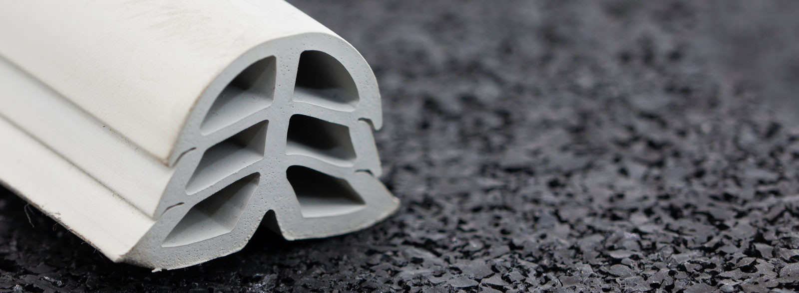 united-plastics-flexible-profiles